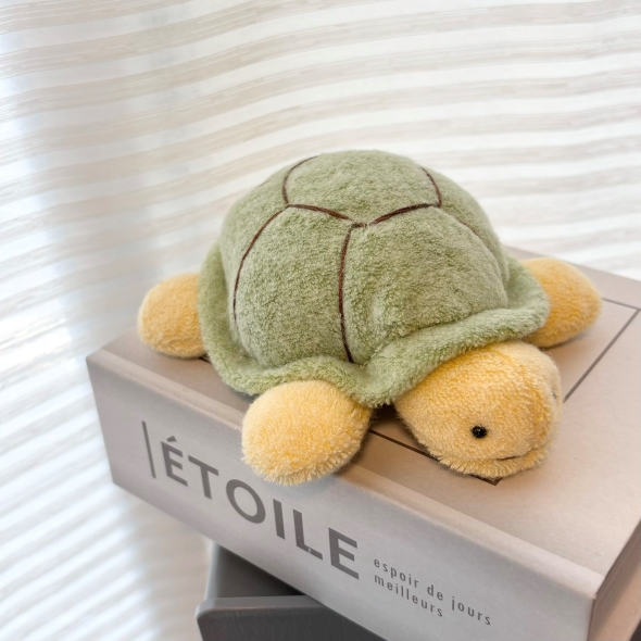 カメのぬいぐるみ