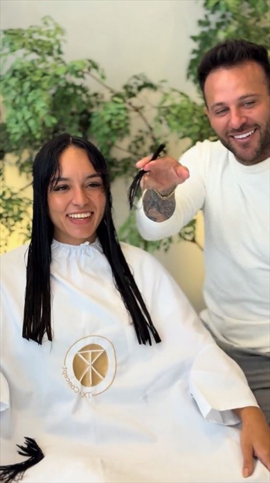 ブラジルの女子がロングヘアを10センチカットしたら