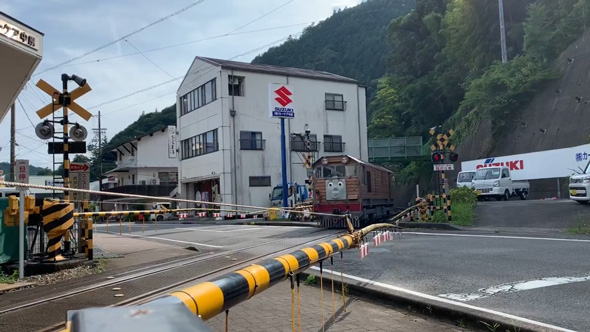 きかんしゃトーマス 大井川鐵道 トビー 単独 入庫回送 通過 踏切