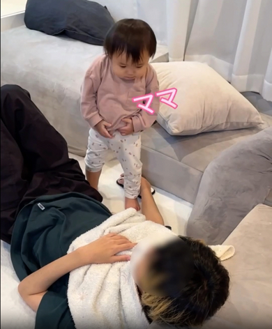 立ち上がり最後に渾身の「ママ」を放ちます