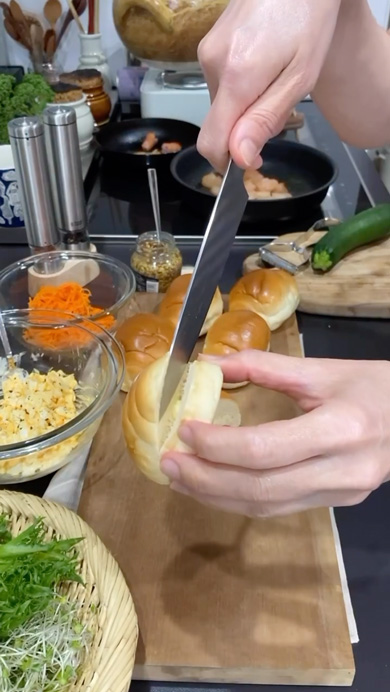 ロールパンサンド弁当