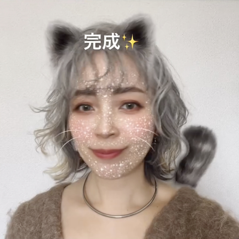 白髪染めをやめてグレイヘアへ