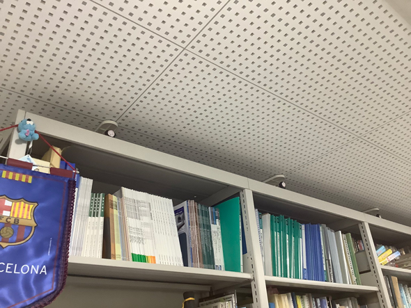 家具転倒防止器具