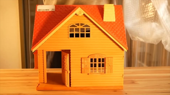シルバニアの家がDIYで大変身