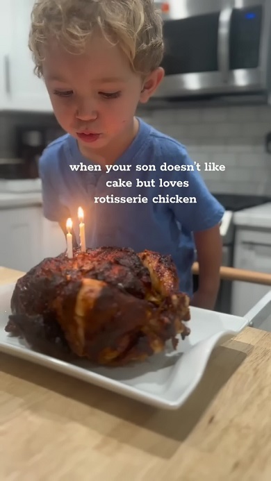 ケーキよりロティサリーチキンが大好きな息子の誕生日会