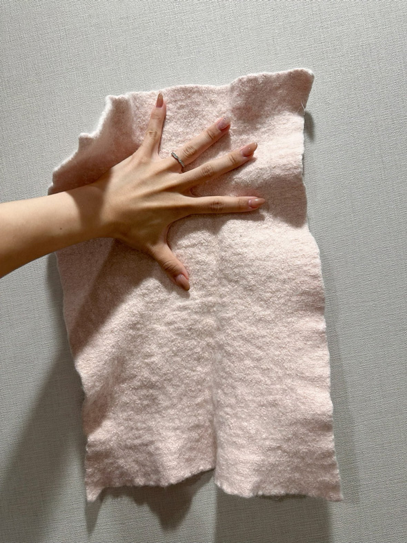 間違えて 乾燥 結果 ニット 変化 フェルト ボンポワン おくるみ