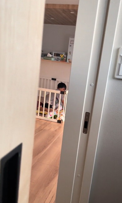 妹のお世話する兄