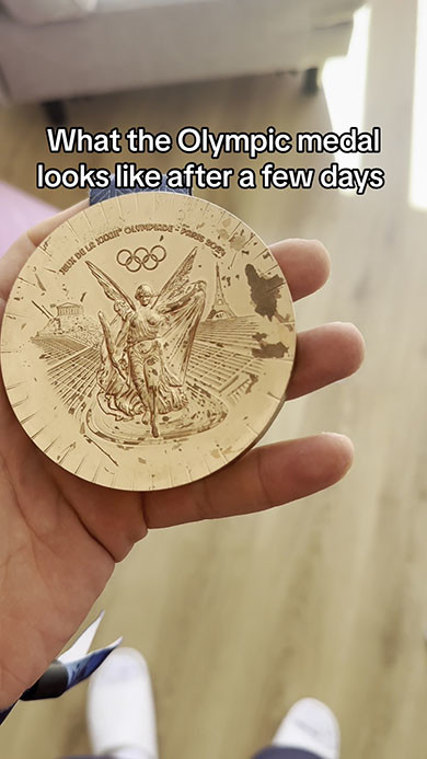 パリ五輪のメダル