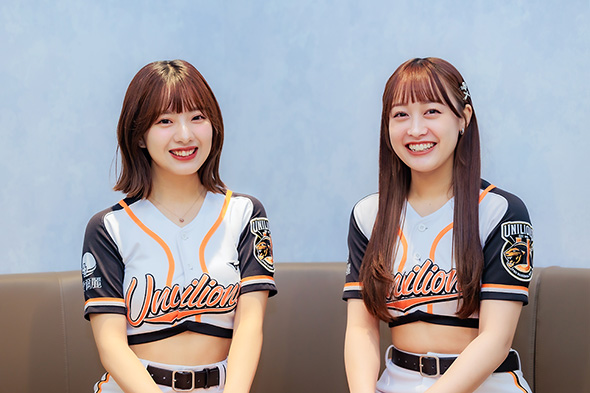 Uni-Girls所属のChihiroさんとNozomiさん
