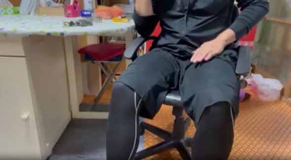 飛んでくるウサギ