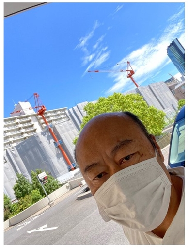 右腕切断の手術を受けた元プロ野球選手の佐野慈紀