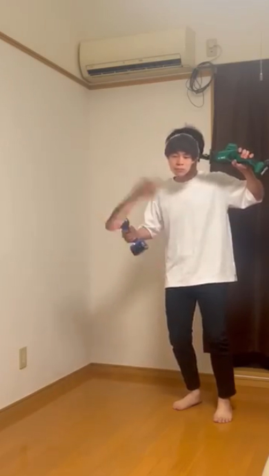 中国のTikTokダンス「カンカンカンダンス」を踊る方法