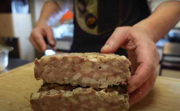 肉肉しい断面が魅力的