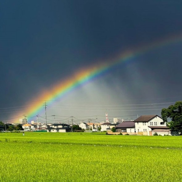 奇跡の風景・虹のアップ