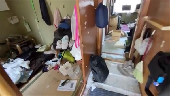 物であふれた部屋