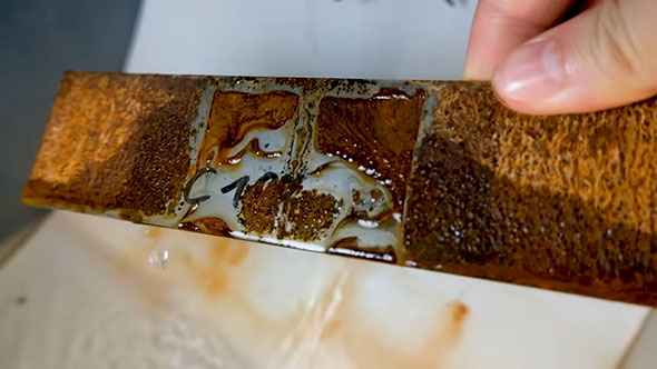 鉄板に水をかけたところ（20日後）