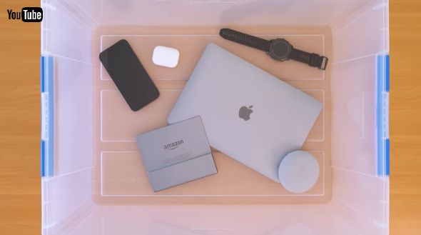 iPhoneとMacbook、タブレット
