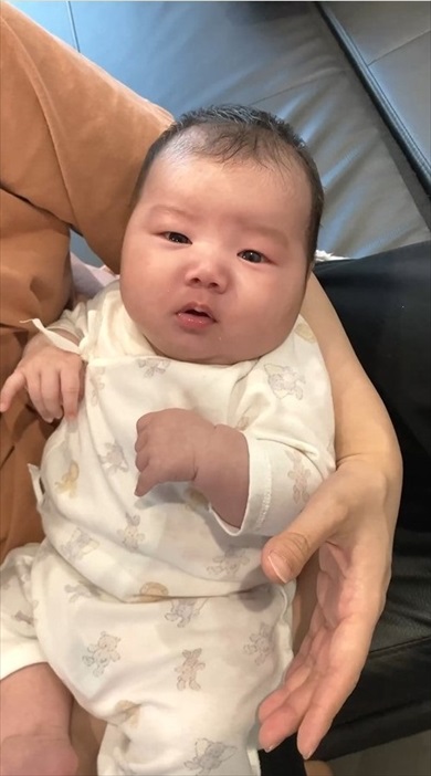 3秒後の赤ちゃんのお顔に笑っちゃった