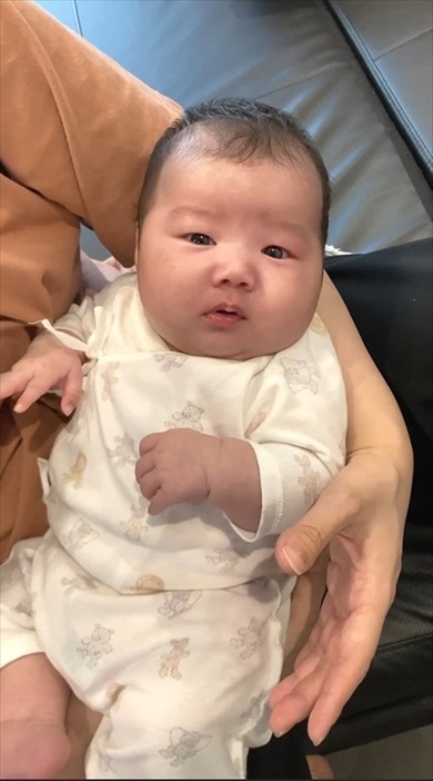 3秒後の赤ちゃんのお顔に笑っちゃった