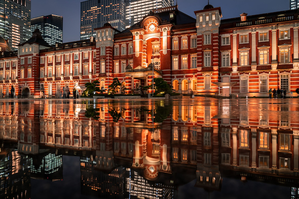 豪雨後の東京駅