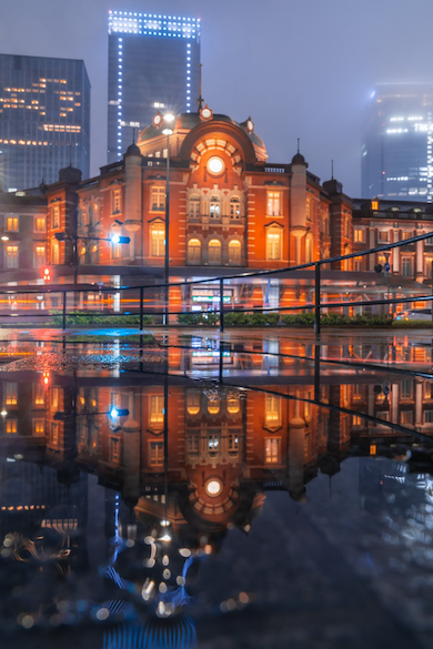 豪雨後の東京駅