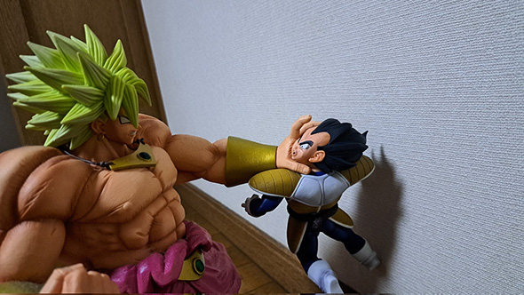 くっ……