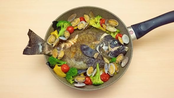 餌代0円で釣り上げたイシガキダイのアクアパッツァ