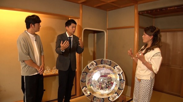 2000万円の純金の器に衝撃」 700坪豪邸に飾られた“細木数子さん