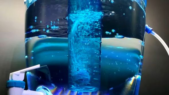 フルーツポケットから空気が送り込まれる様子