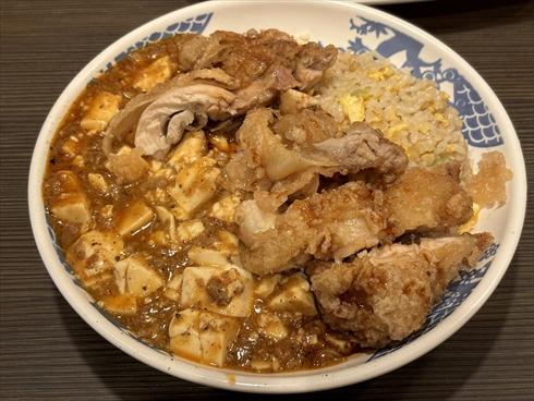 バーミヤンのハイカロリーすぎるメニュー「麻婆チャーハン＆台湾大からあげ」