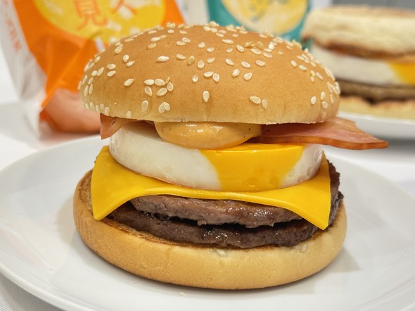 マクドナルド 月見ファミリー2024 期間限定 ／ 倍チーズ月見