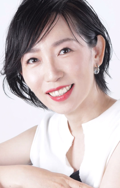 表情が明るくなりキラキラの笑顔がすてきです