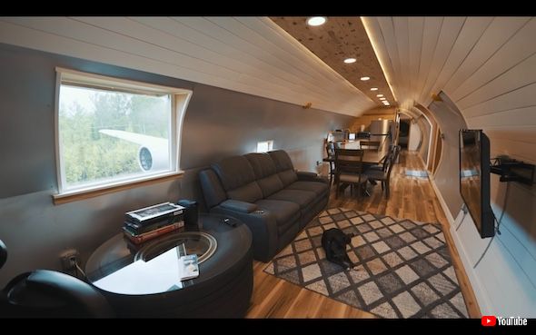 飛行機 ホテル 民宿 AirBnB アラスカ