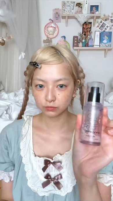 お姫様みたいなナチュラルドールメイク