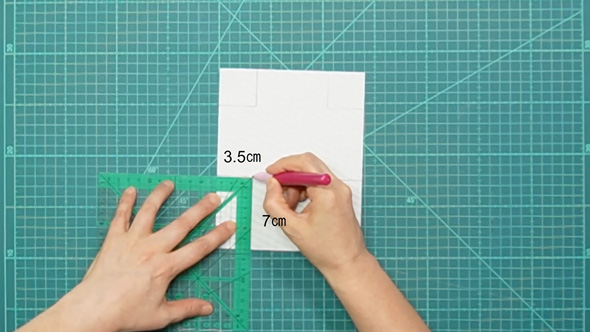 カットクロスが便利なミニポーチに