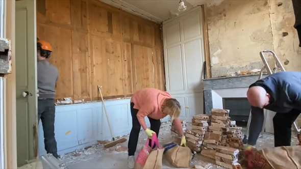 40年以上放置された城をリノベーション