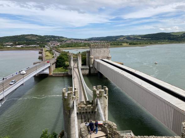 今週の輝けないワセジョさんのX投稿