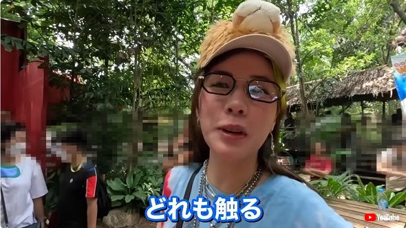 オランウータンに翻弄される仲里依紗