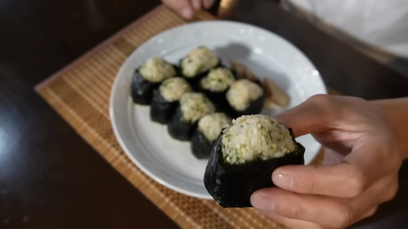 悪魔のおにぎり作り