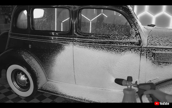 クルマ 洗車 ヴィンテージカー クライスラー