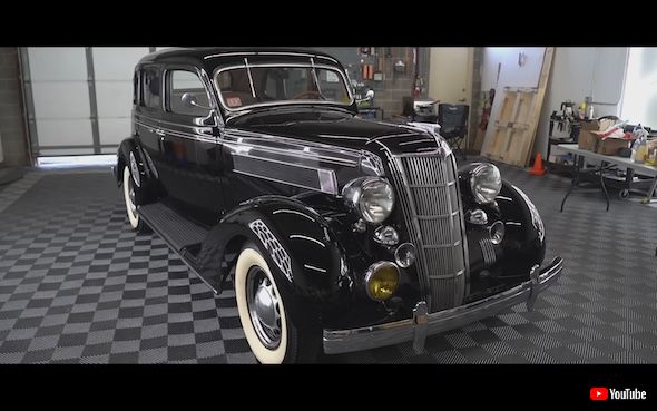 クルマ 洗車 ヴィンテージカー クライスラー