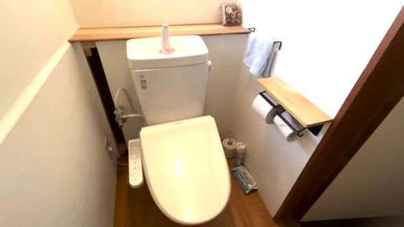 DIYでリフォームした古民家のトイレ