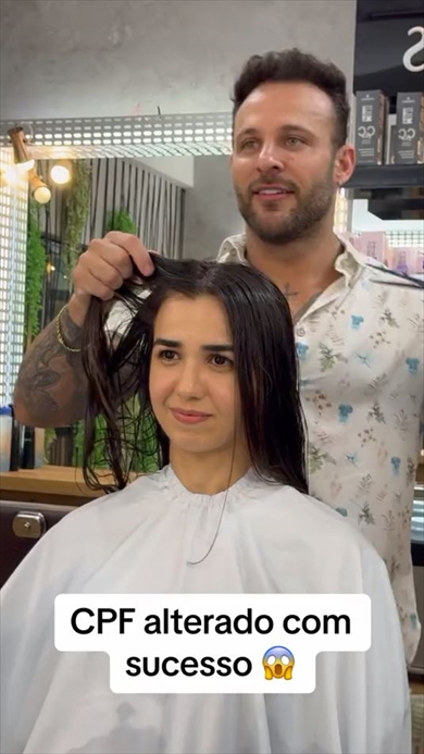 超ロング女子が30センチカットでゴージャスに変身