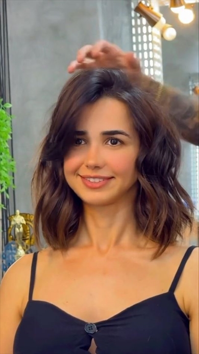 超ロング女子が30センチカットでゴージャスに変身