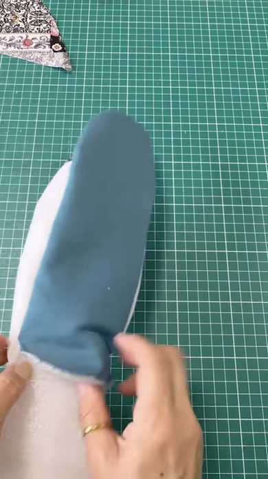 セリアのスリッパをリメイク