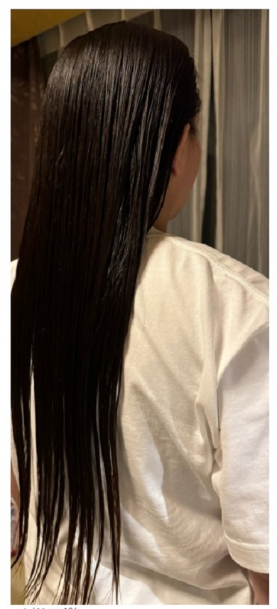 髪が顔半分覆いつくした華原朋美