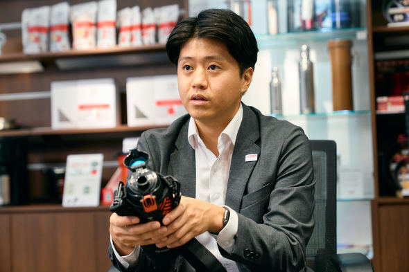 【PR】サーモス THERMOS 120周年 「魔法びん」の歴史インタビュー