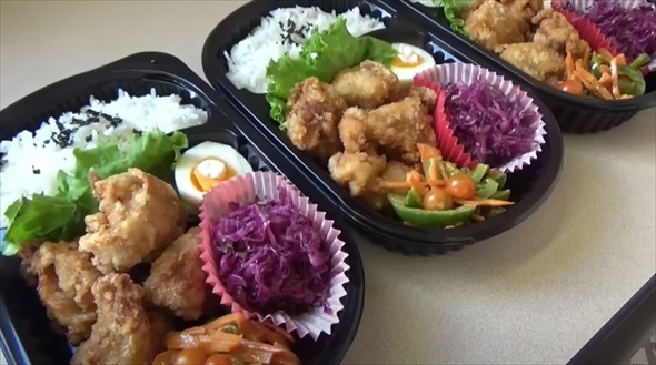 フランス人に唐揚げ弁当作ってみた