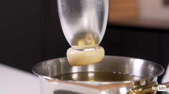 ドーナツメイカー