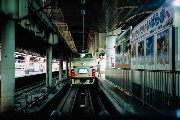 2005年 上野駅 寝台列車 北斗星 